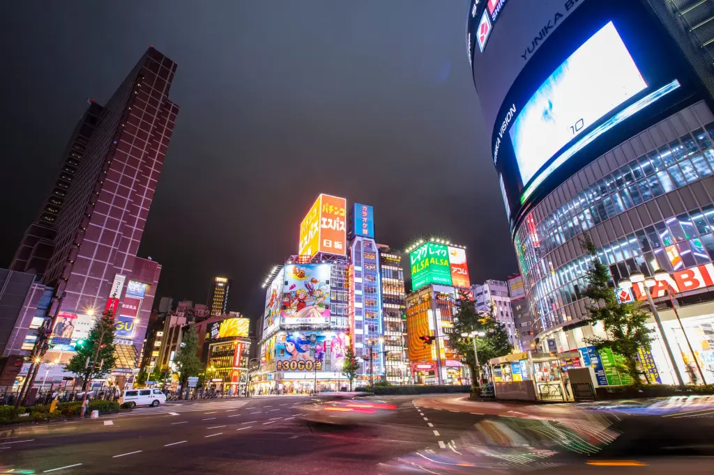 长三角企业数据安全升级：磁盘阵列与磁带库混合存储方案解析